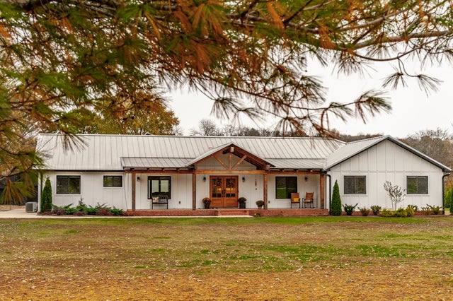 460 Upper Station Camp Crk Rd, Gallatin