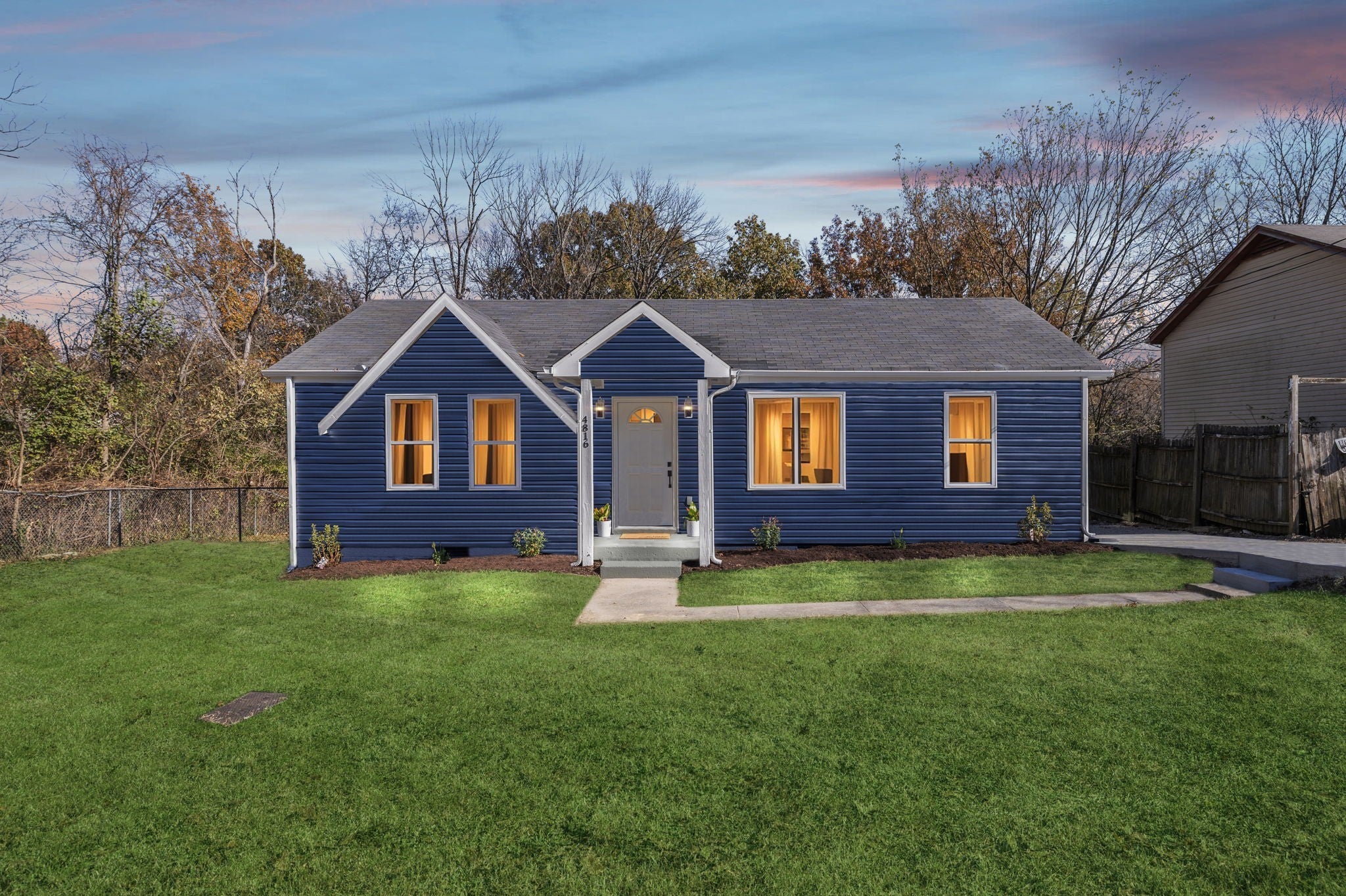 Photo of Listing #3045613