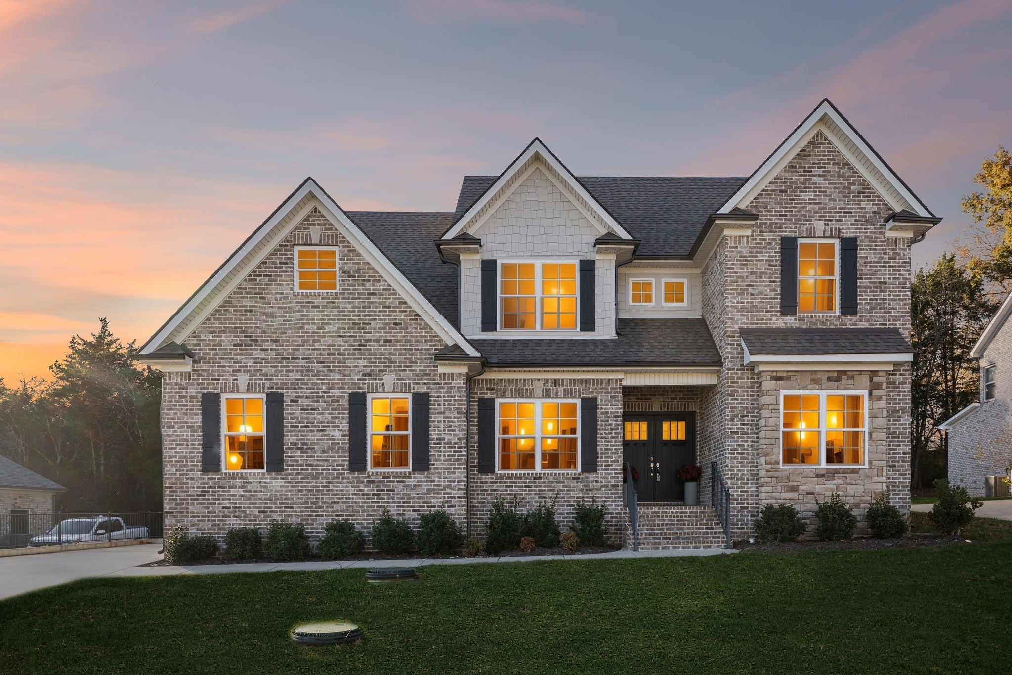 Photo of Listing #3045625