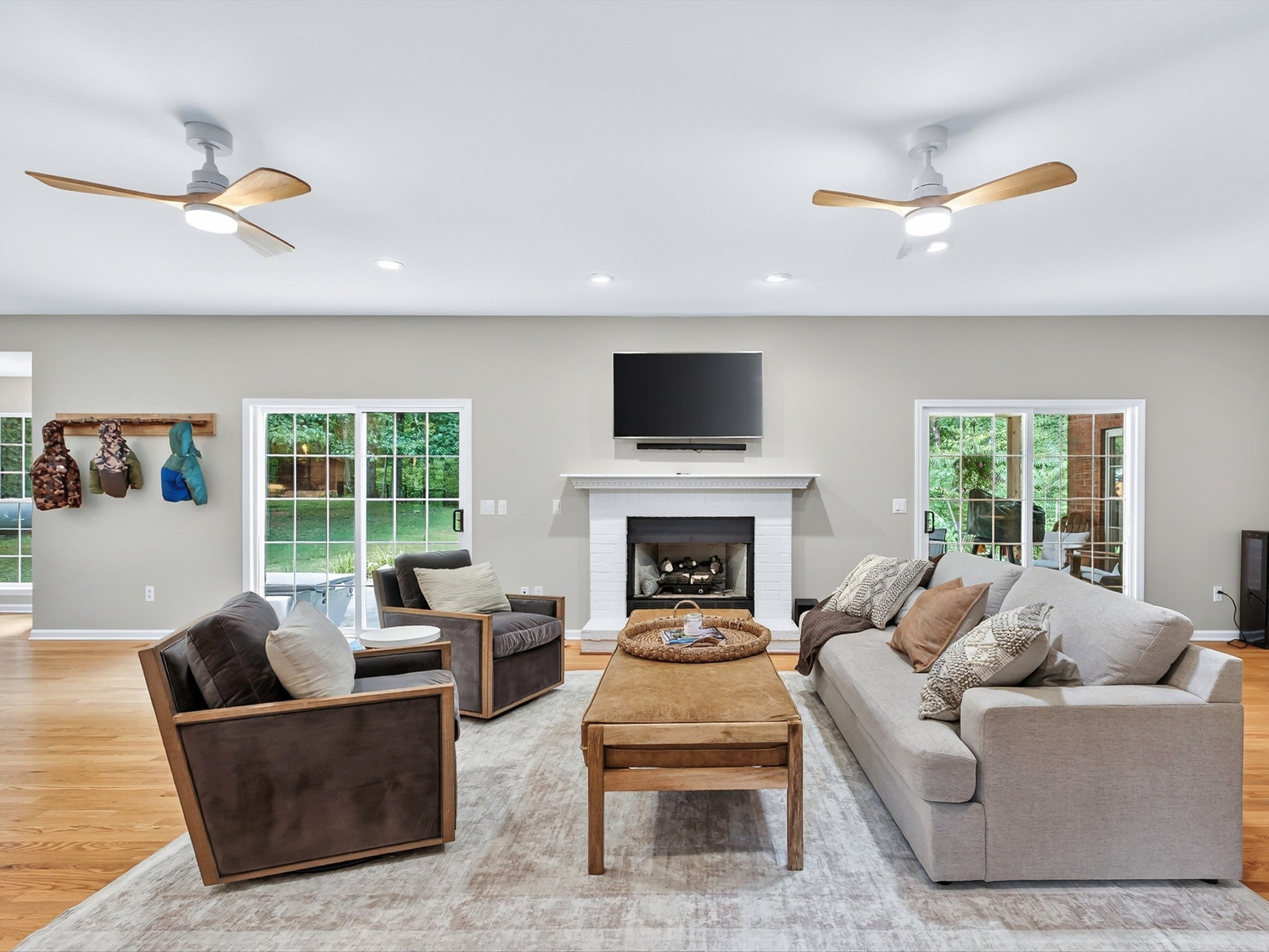 Photo of Listing #3045677