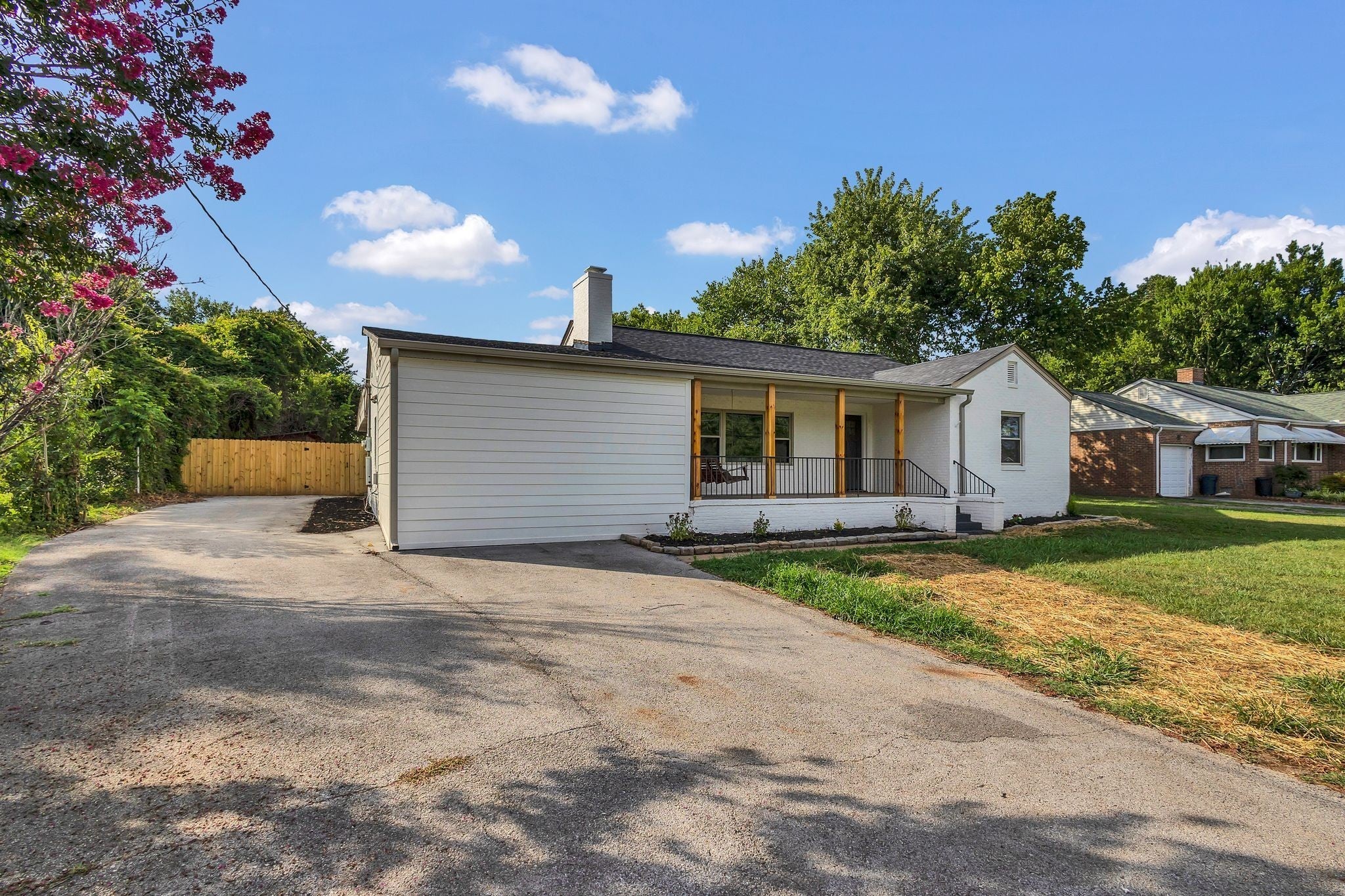 Photo for MLS 3045688 in 507 Lindy Dr Knoxville, TN - 37920