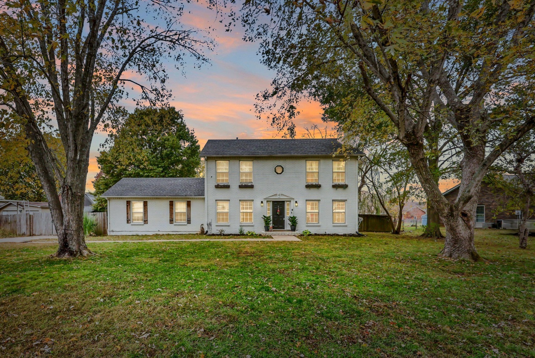 Photo of Listing #3045697