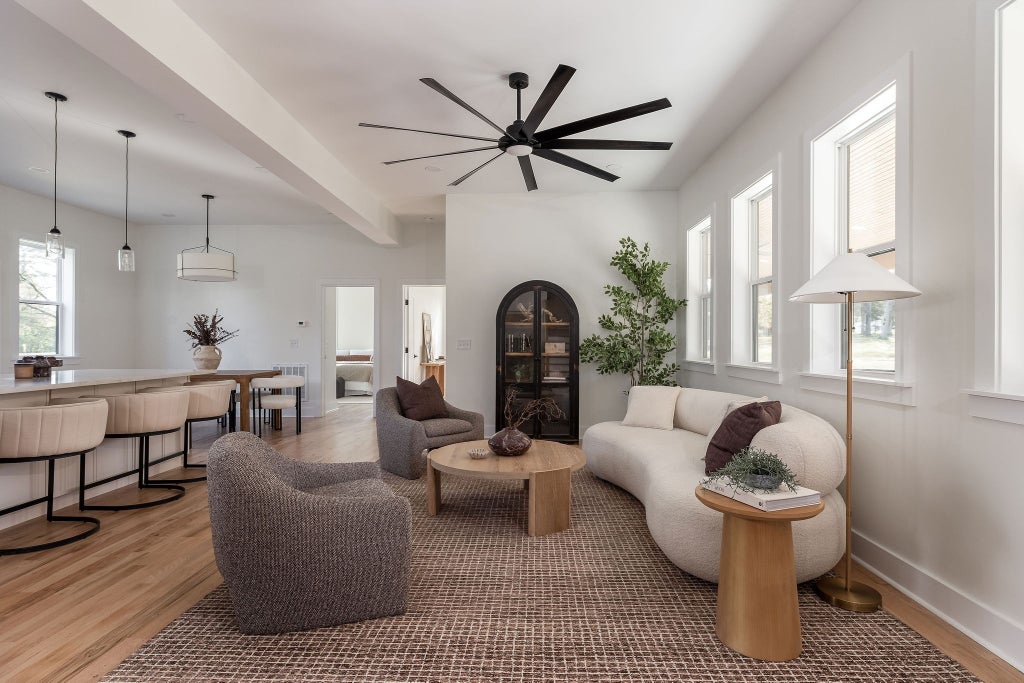 709 Tahlena Ave, Madison