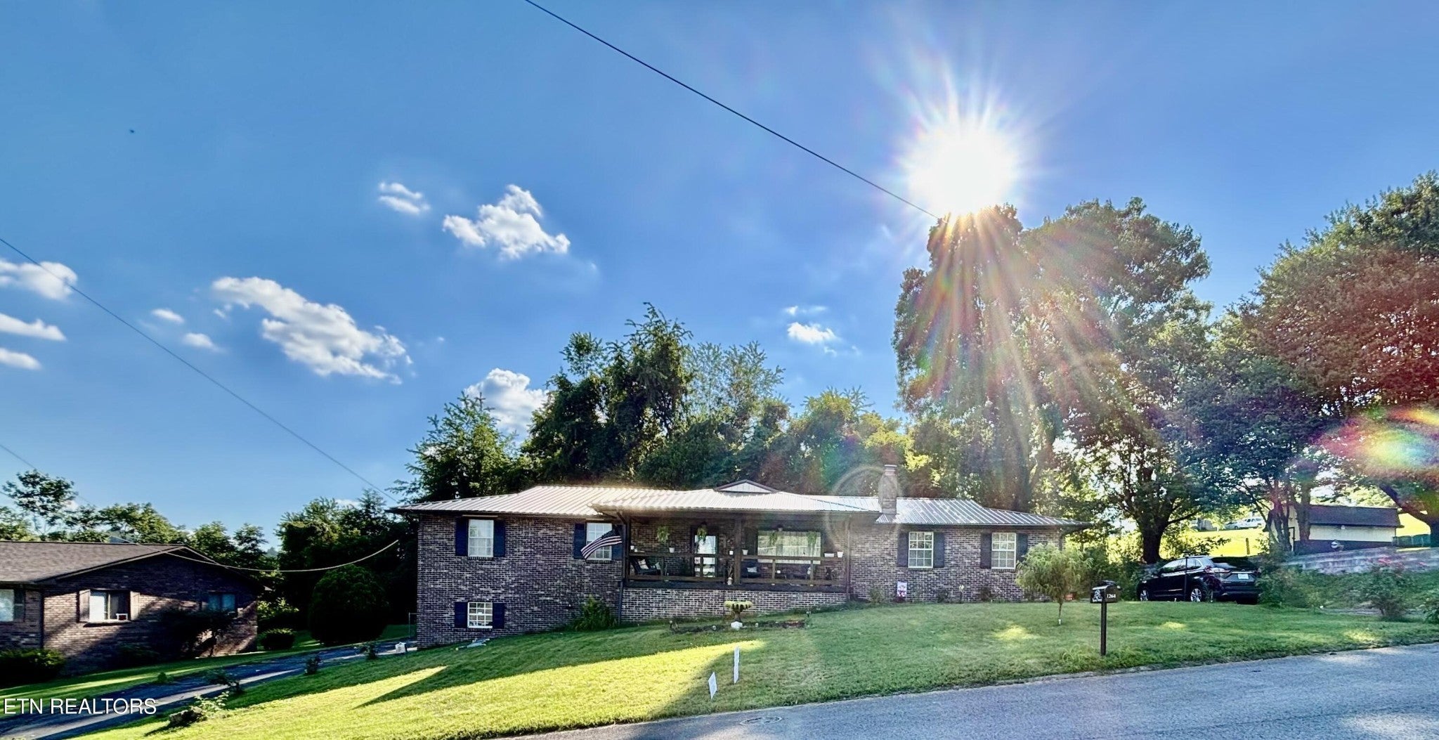 Photo of Listing #3045891