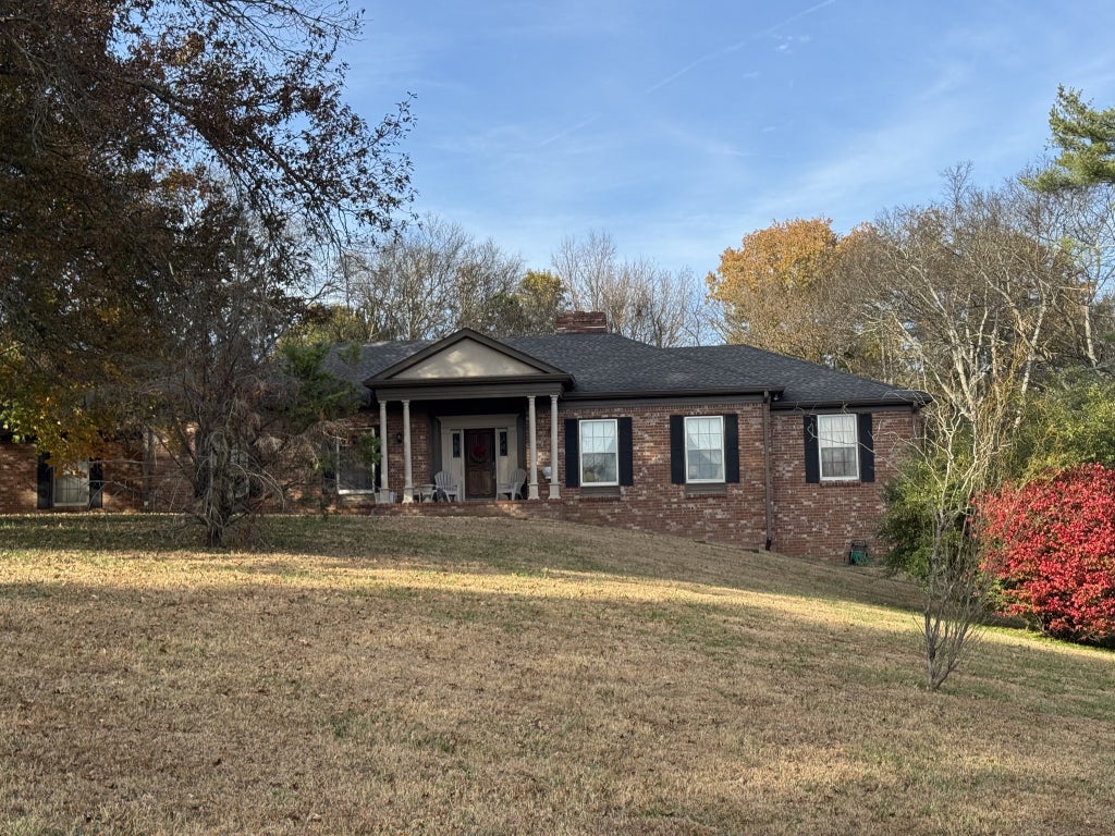 1252 W Hickory Springs Ct, Brentwood