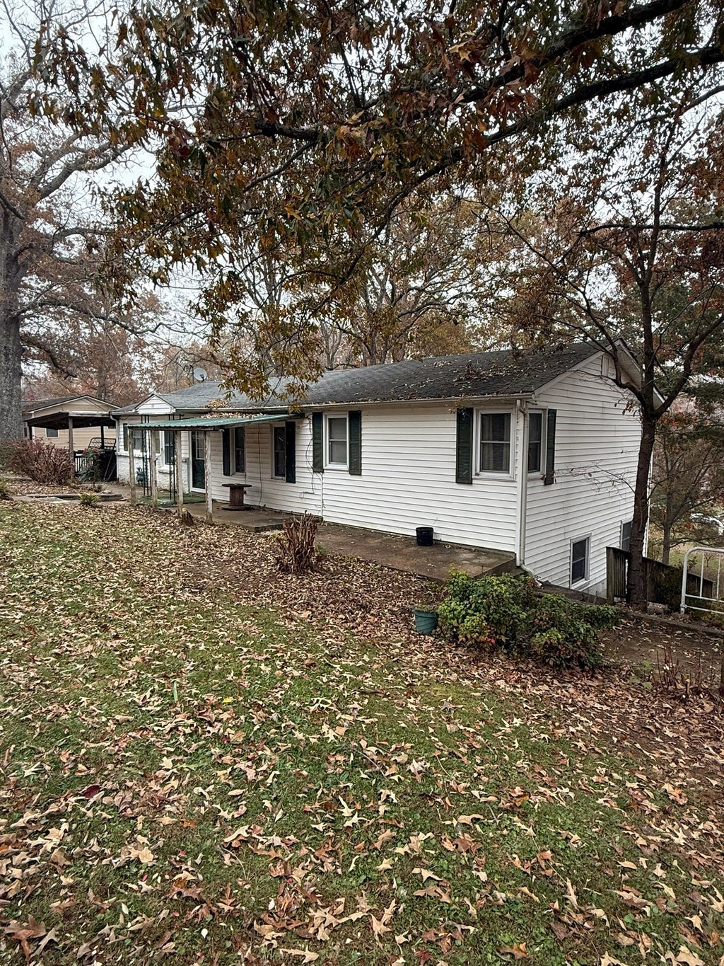 218 Twin Oaks Rd, McMinnville