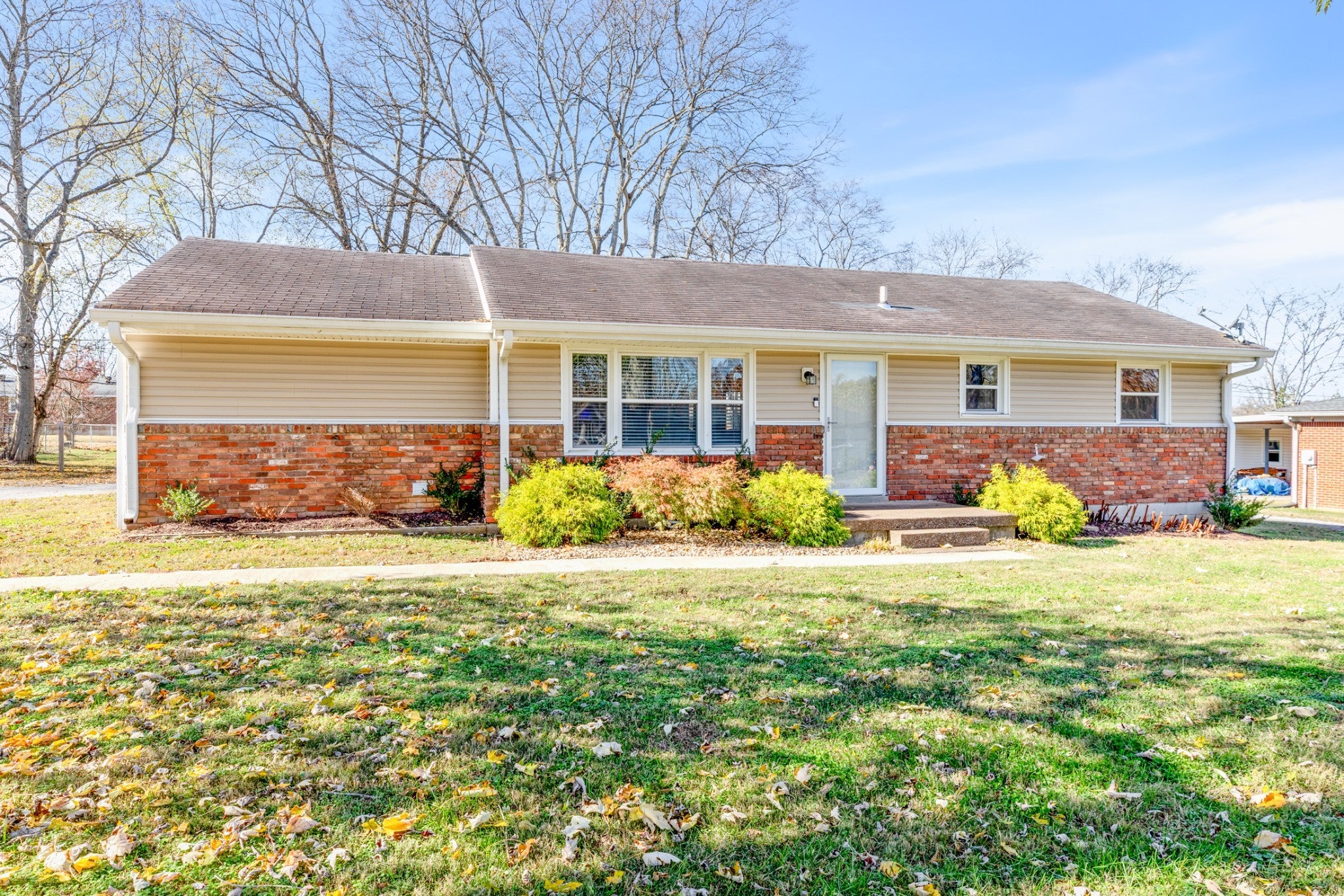 Photo of Listing #3046123