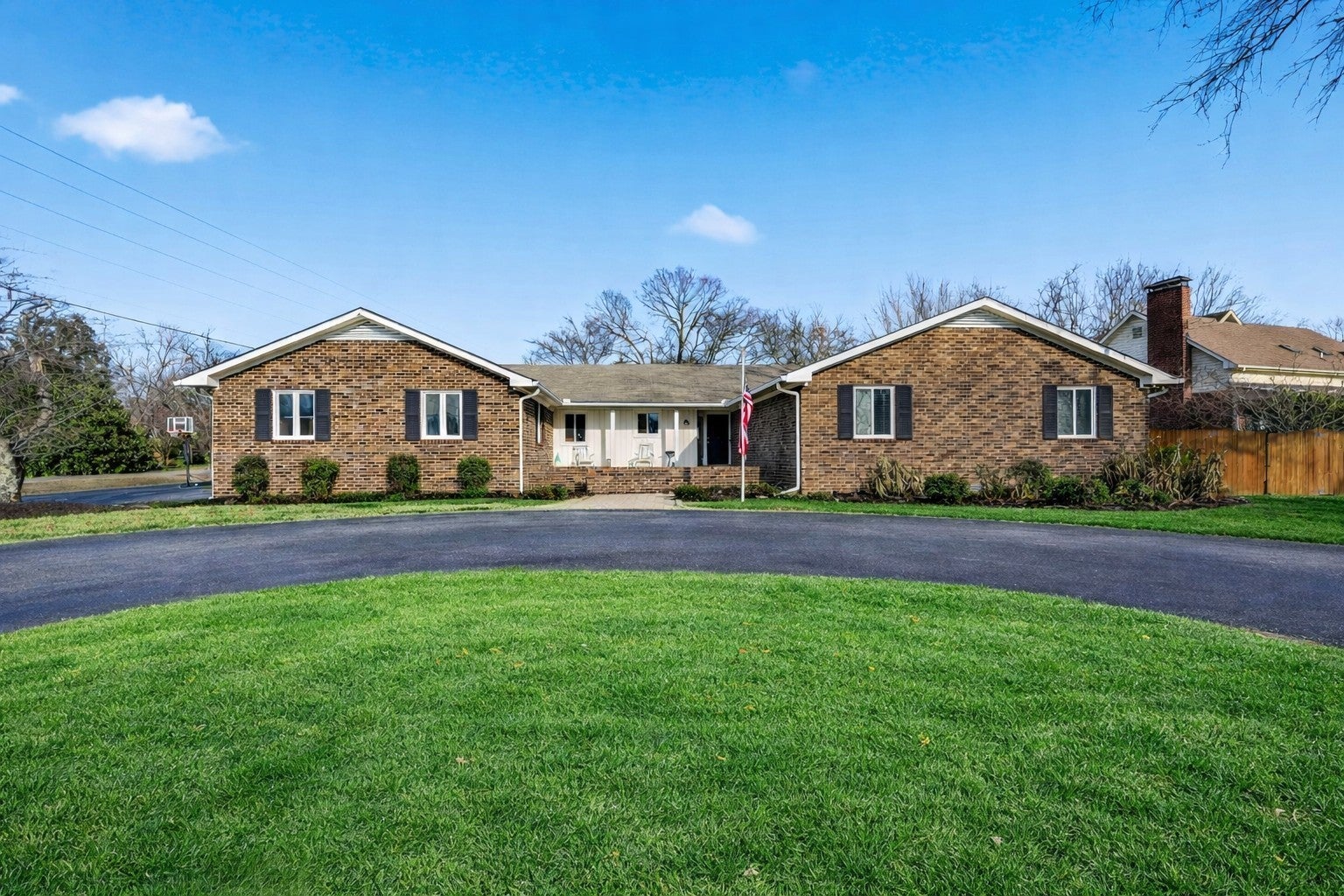 Photo of Listing #3046151