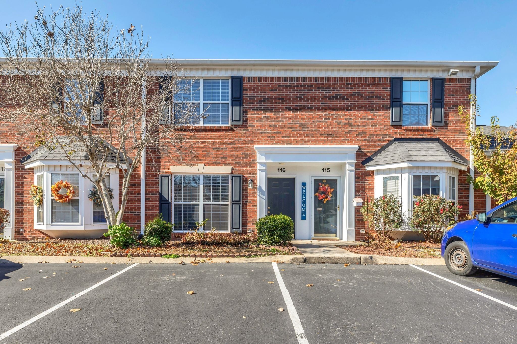 Photo of Listing #3046292