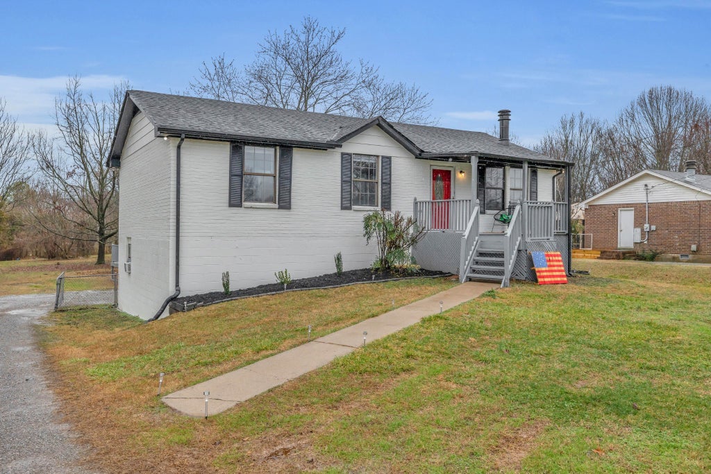 612 Flintlock Dr, Smyrna