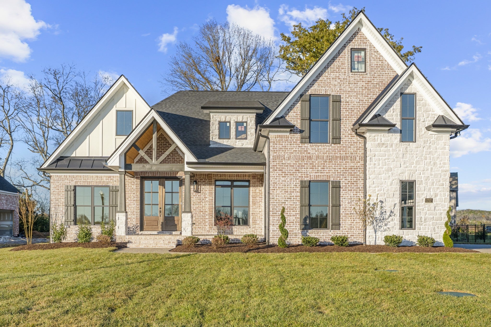 Photo of Listing #3046333