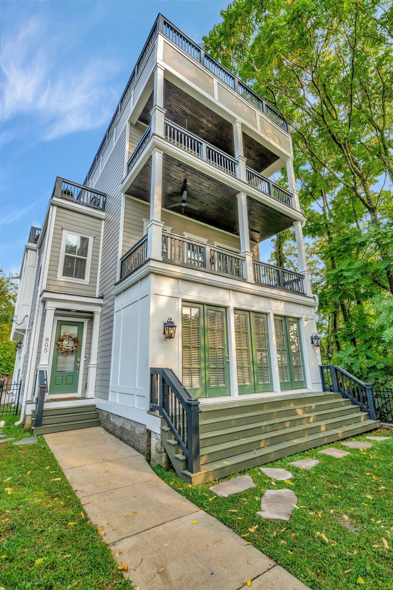 Photo of Listing #3046365