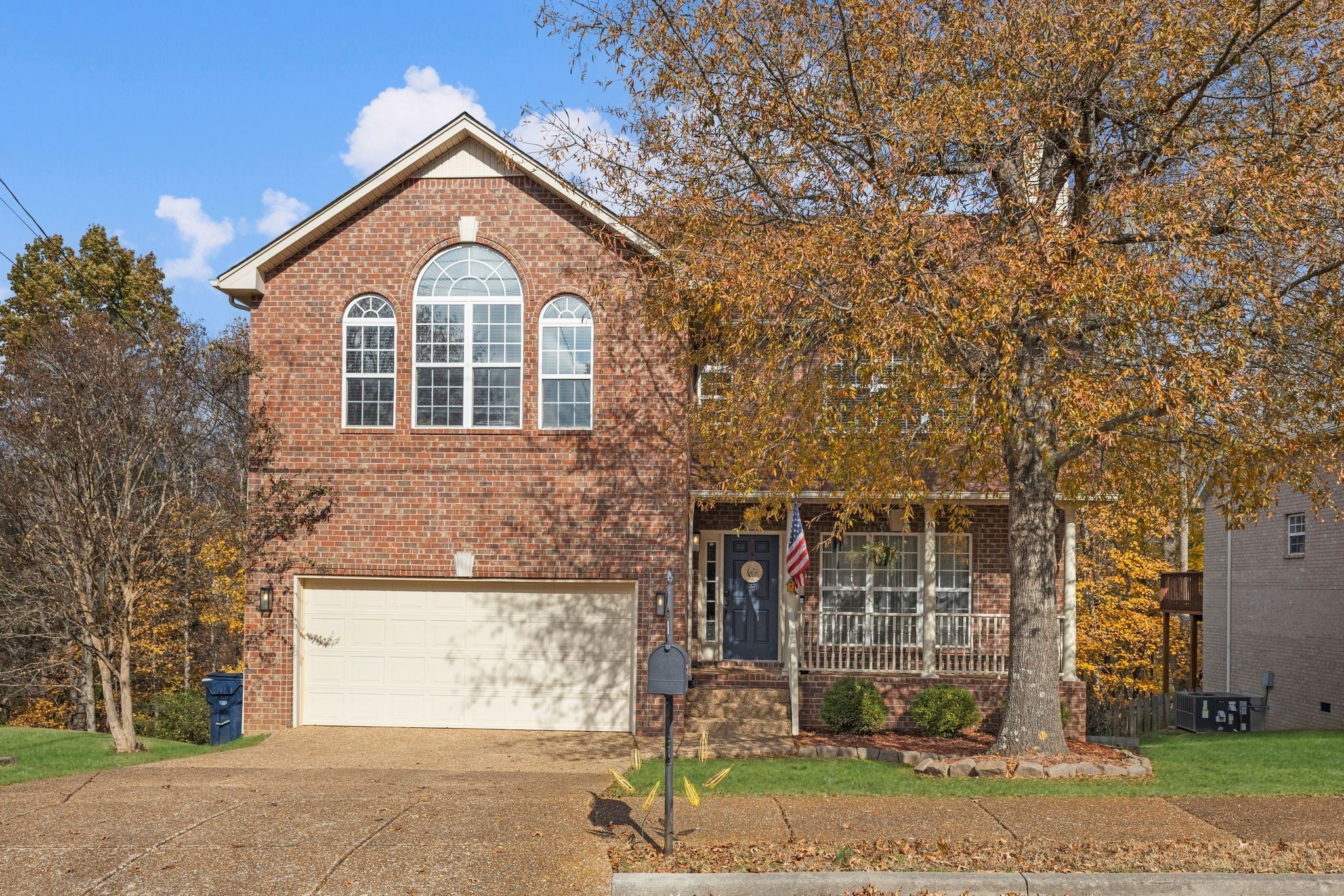 Photo of Listing #3046519