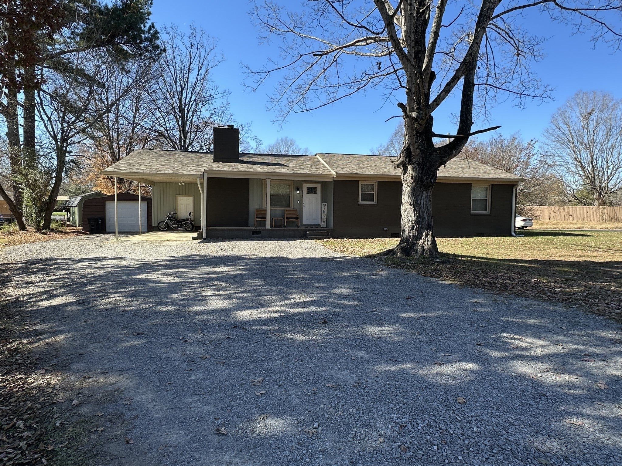 Photo of Listing #3046527