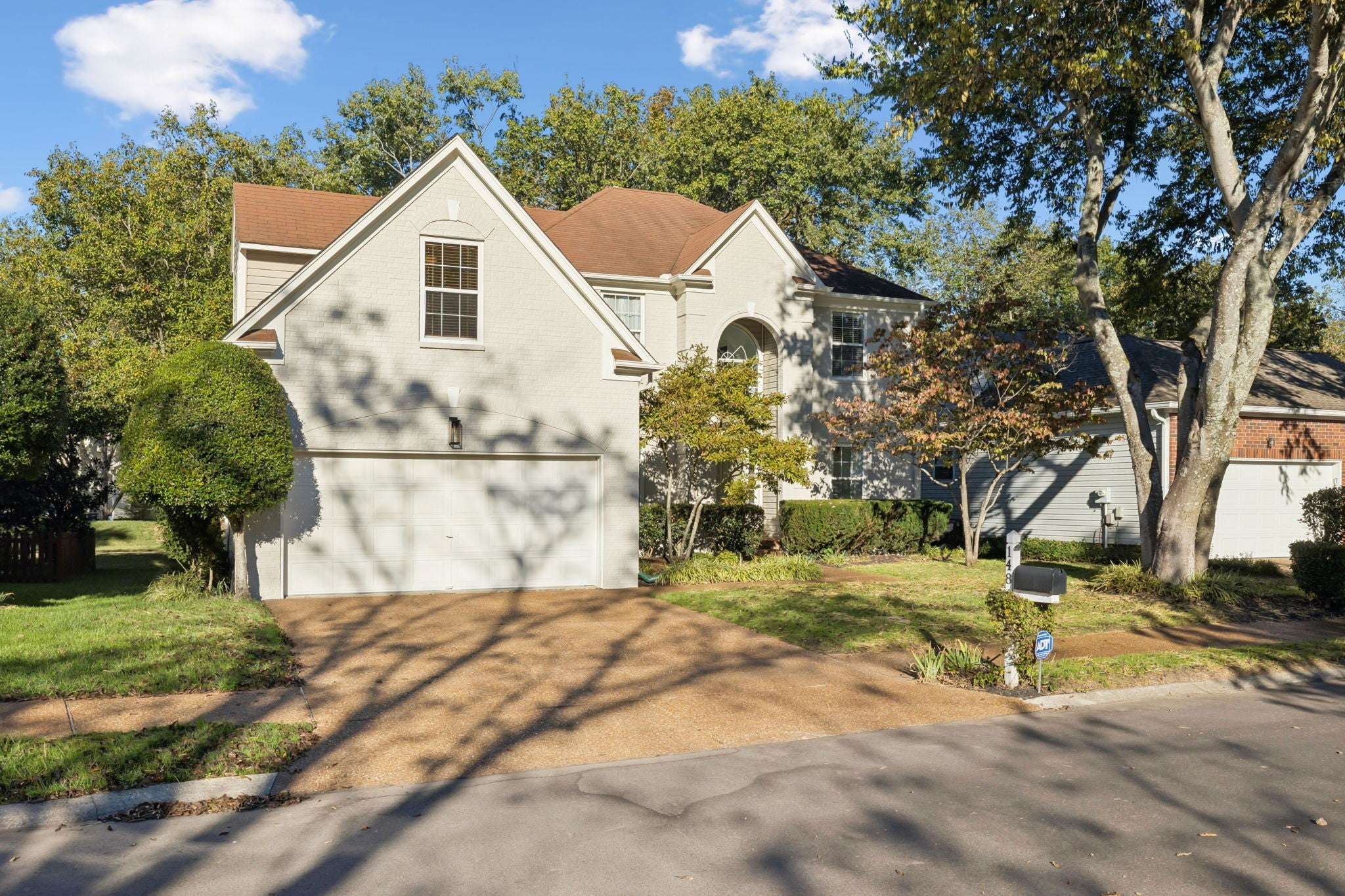 Photo of Listing #3046555