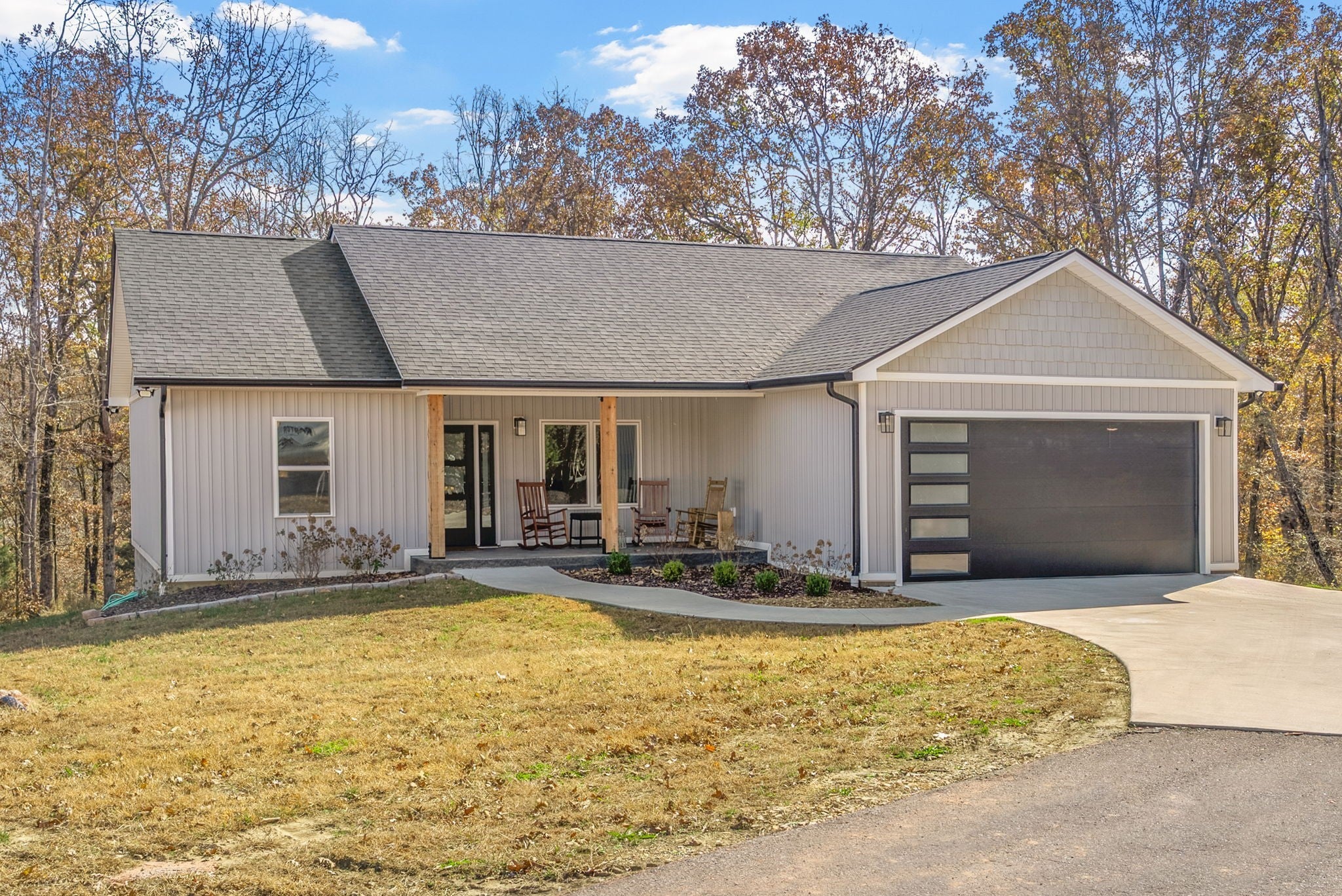 Photo of Listing #3046680