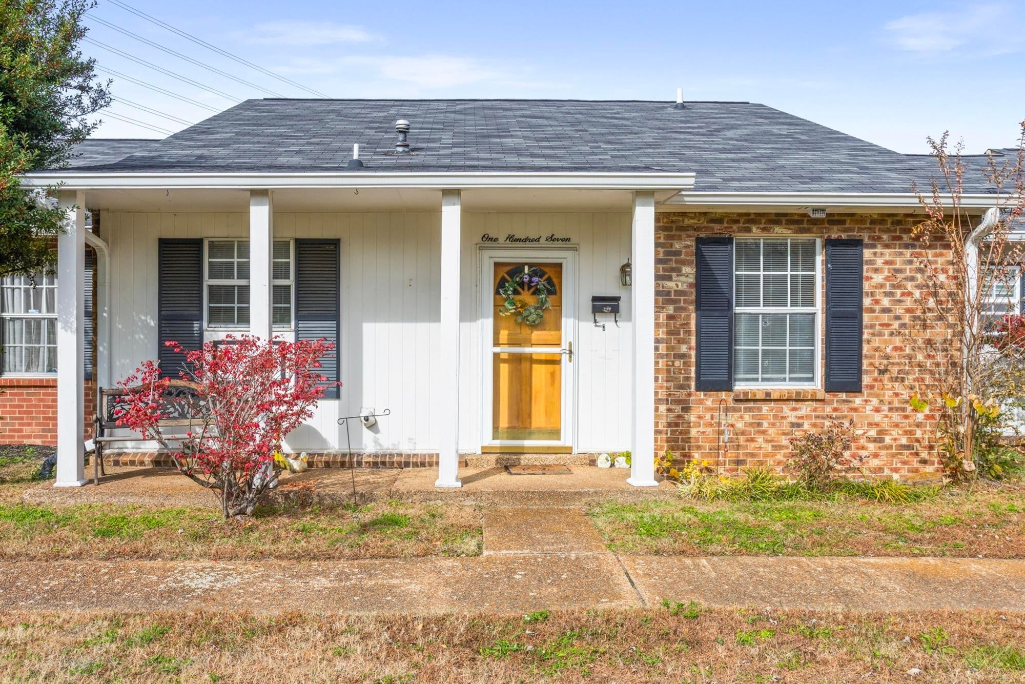 Photo of Listing #3046694