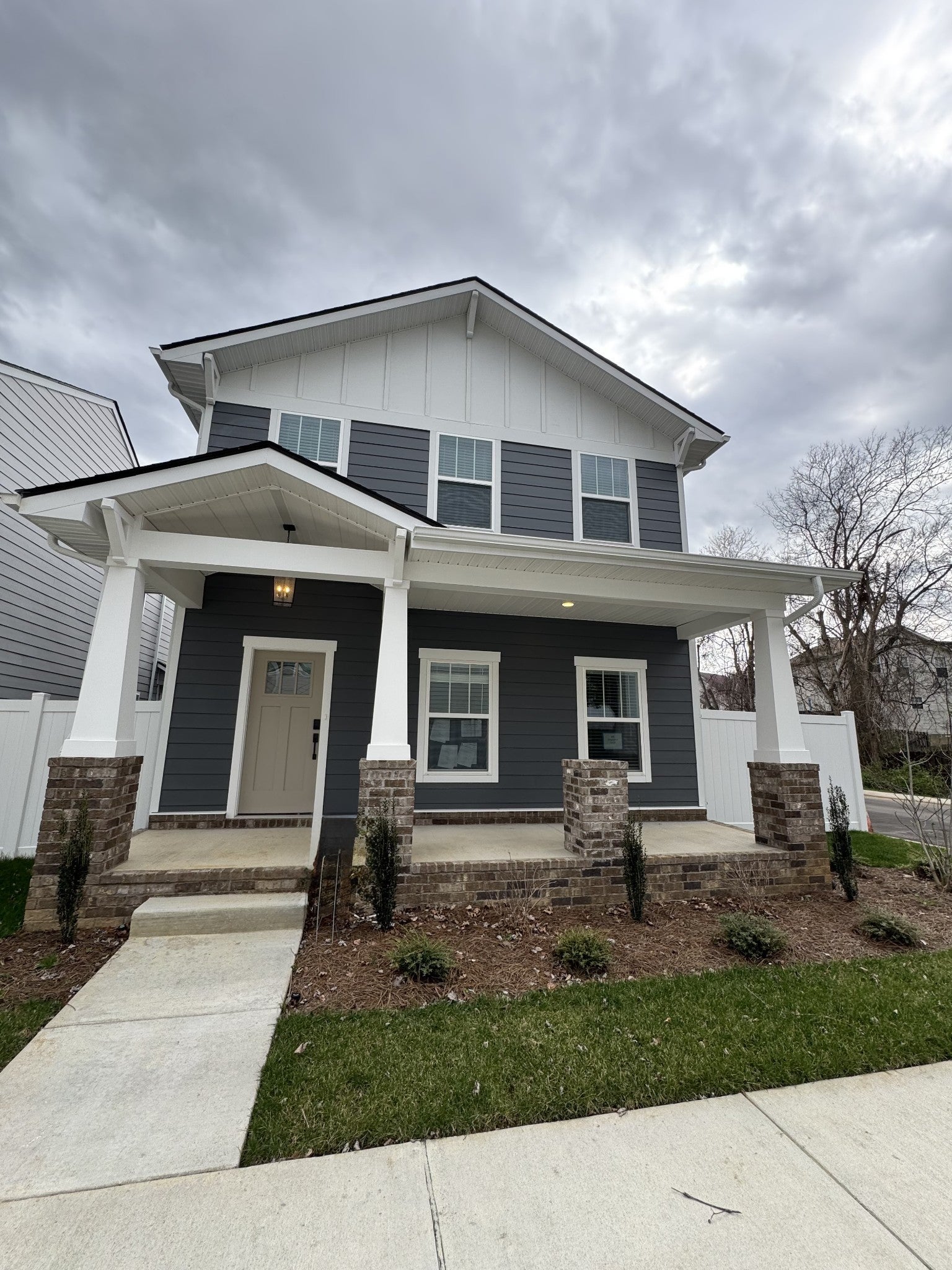 Photo of Listing #3046700