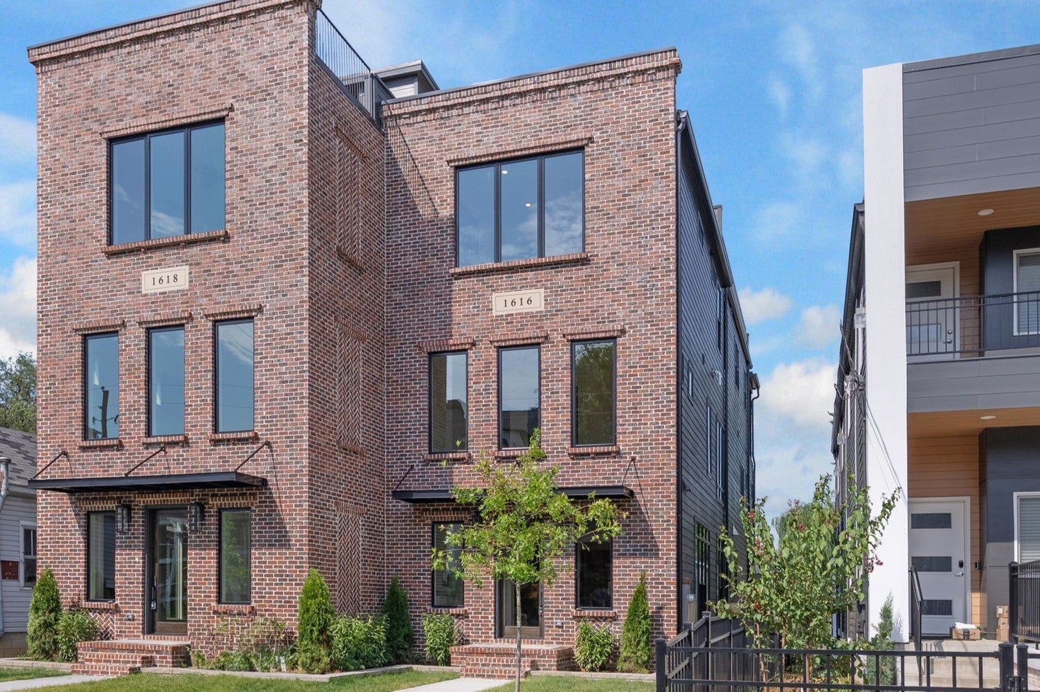 Photo of Listing #3046740