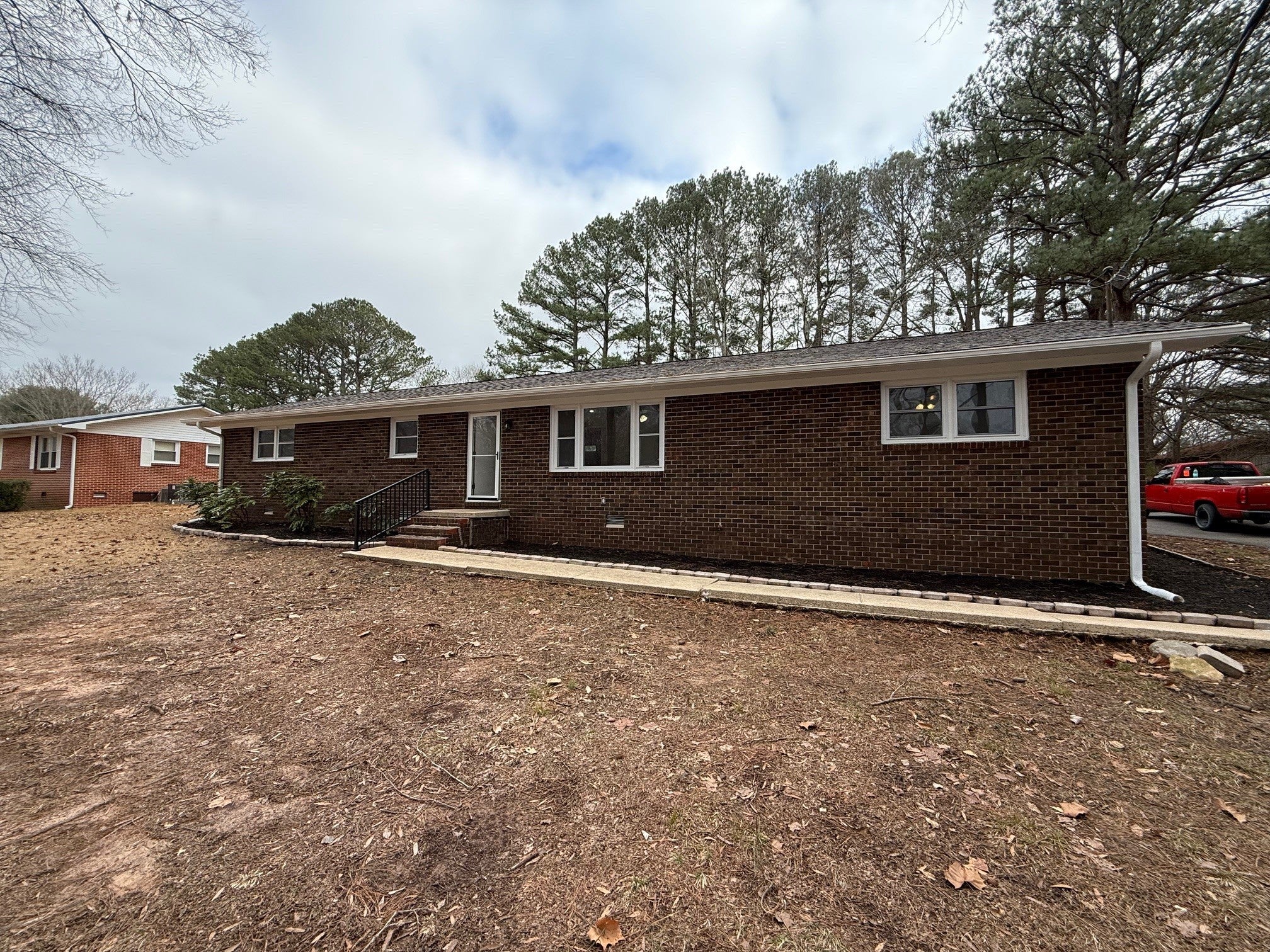 Photo of Listing #3046743