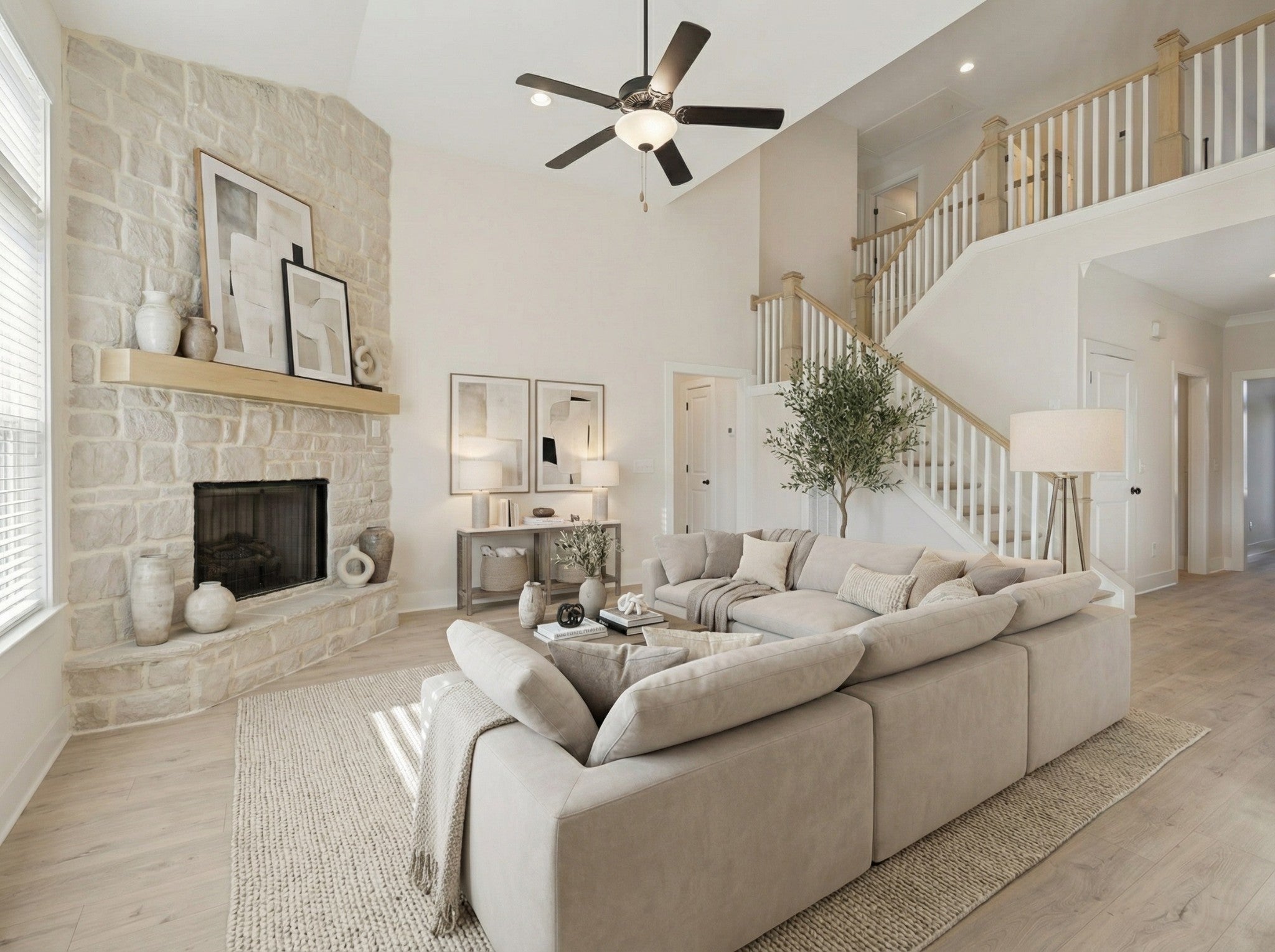 Photo of Listing #3046825