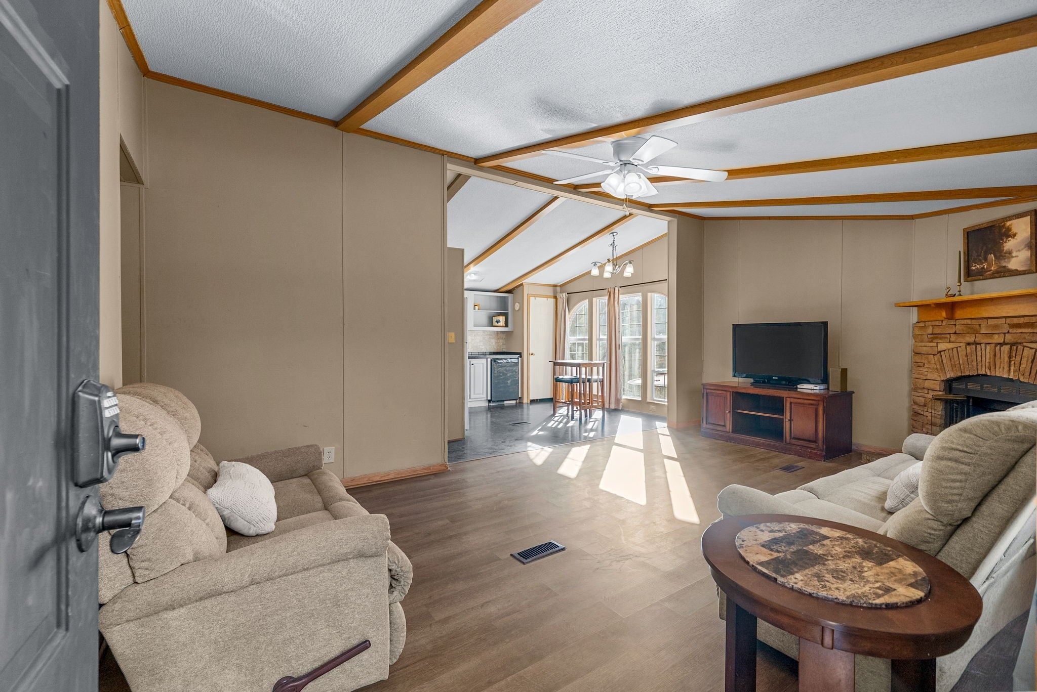 Photo of Listing #3046848