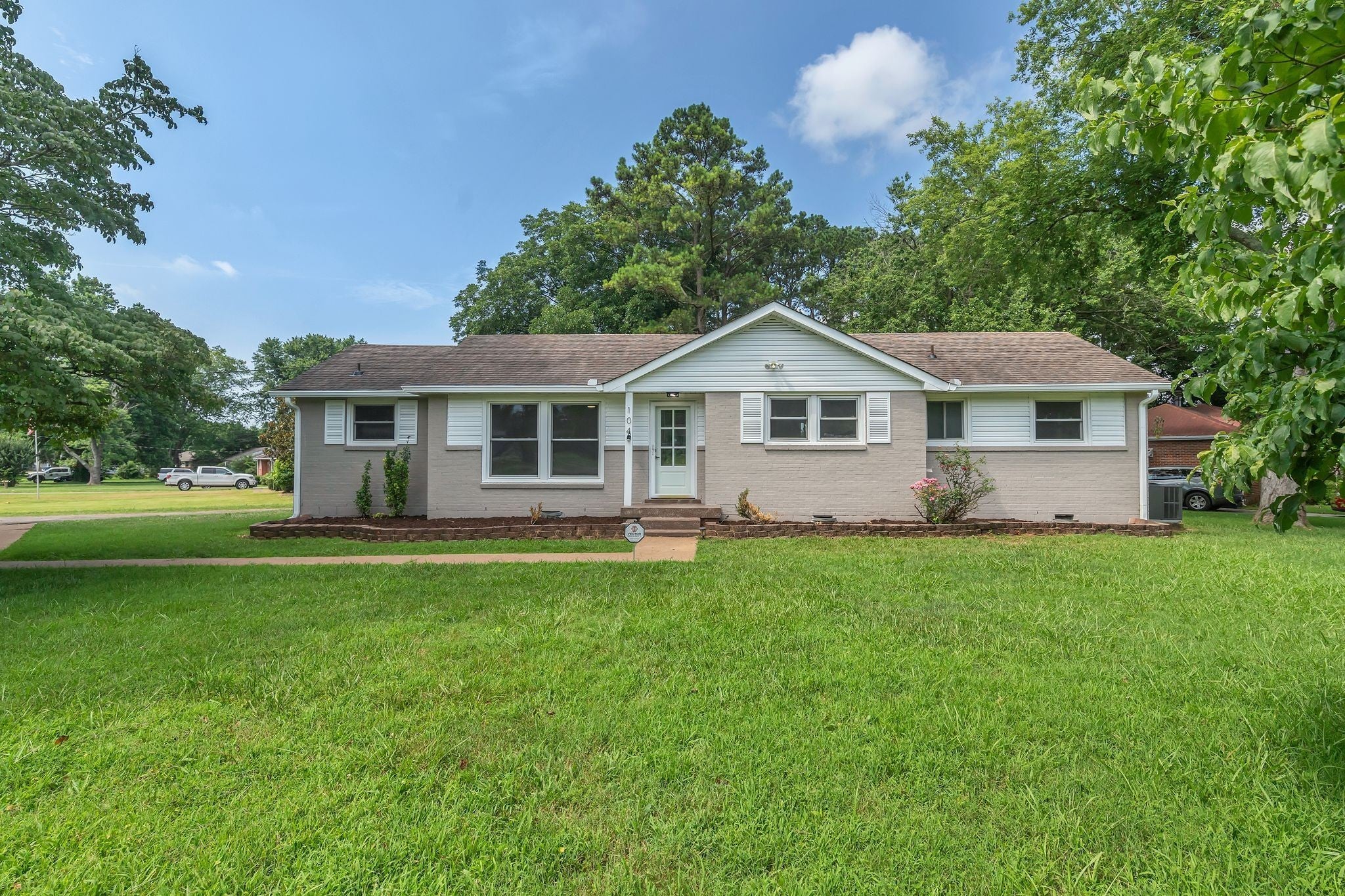 Photo of Listing #3046868