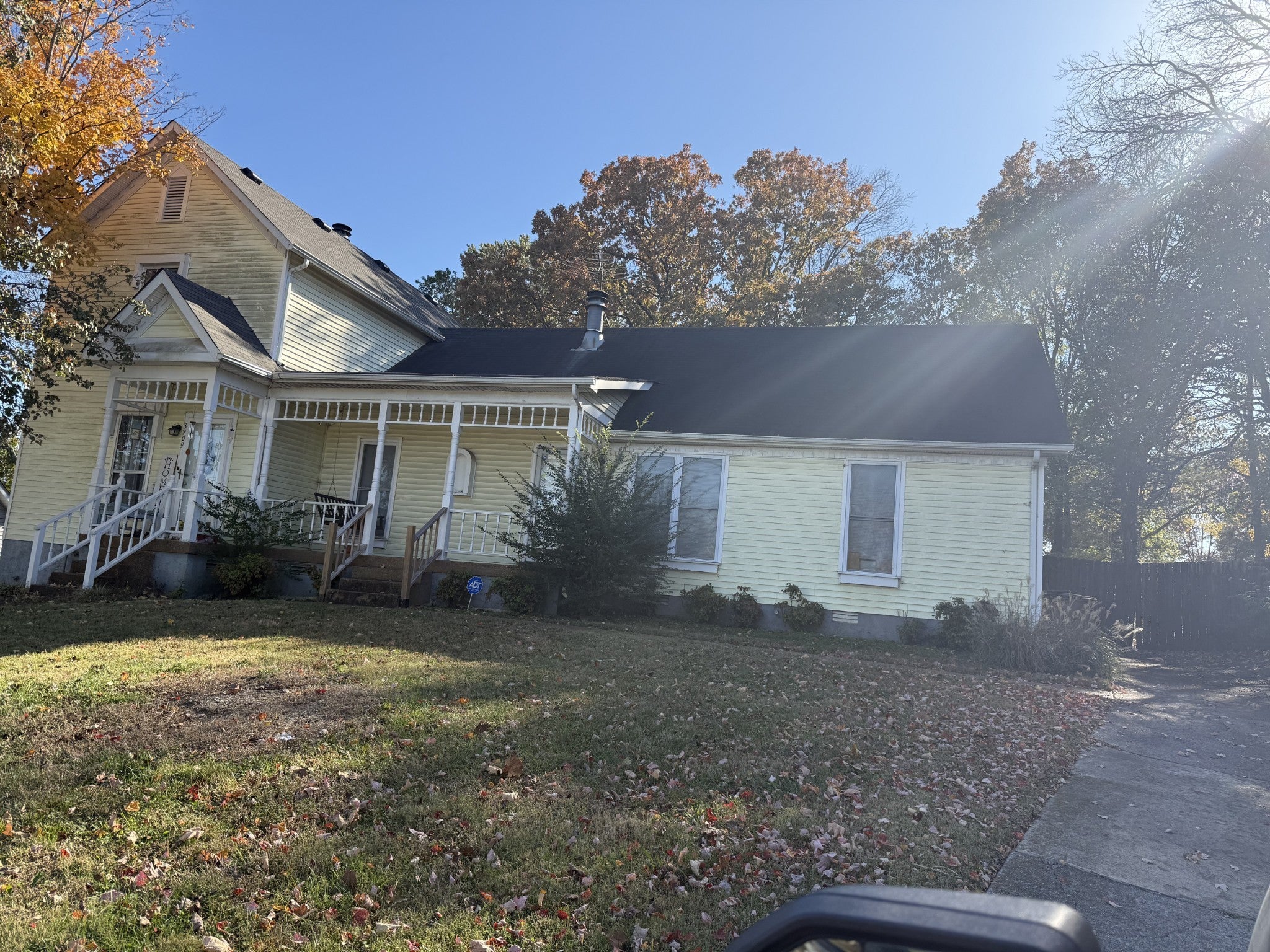 Photo of Listing #3047037