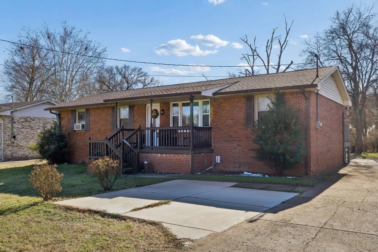 Photo of Listing #3047174