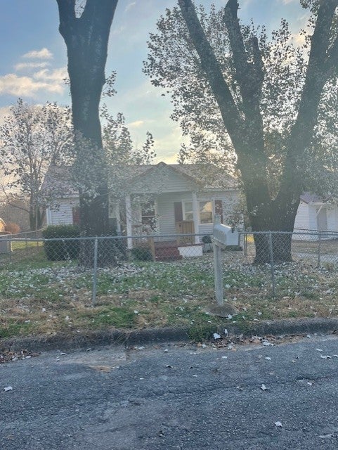 Photo of Listing #3047389