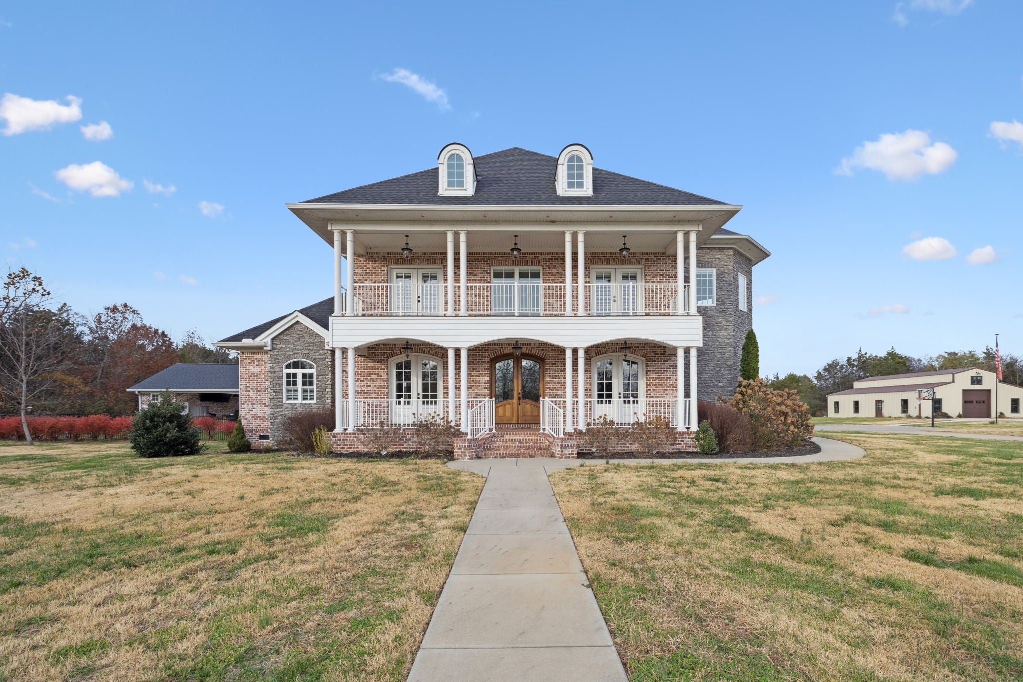 Photo of Listing #3047405