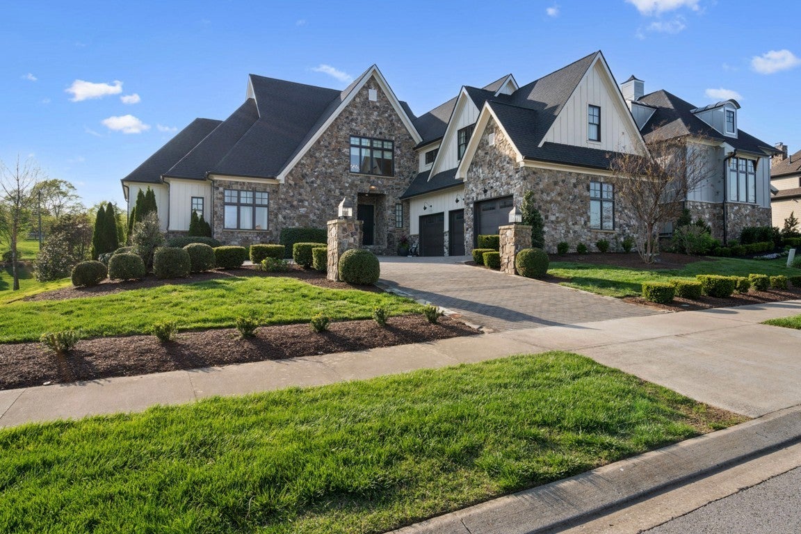 Photo of Listing #3047471