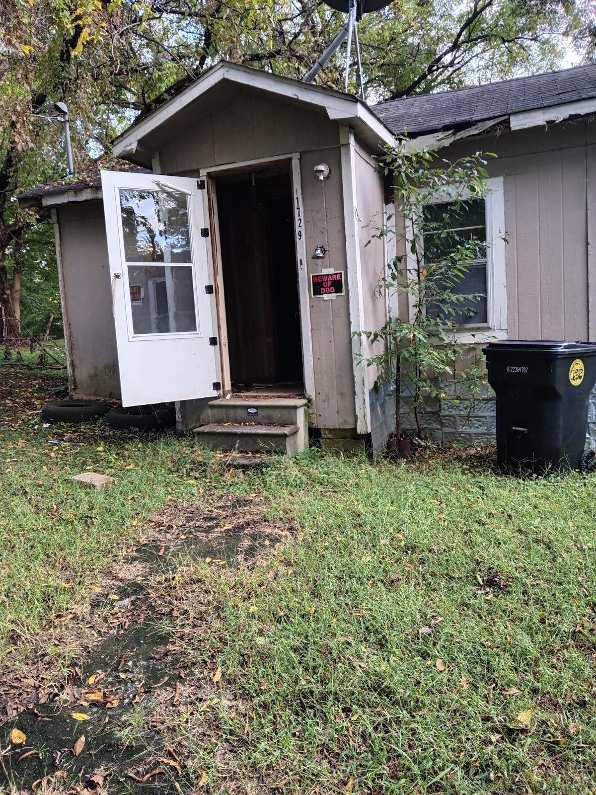 Photo of Listing #3047697