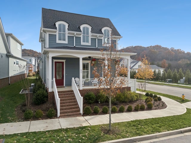 800 Horizon Dr, Franklin