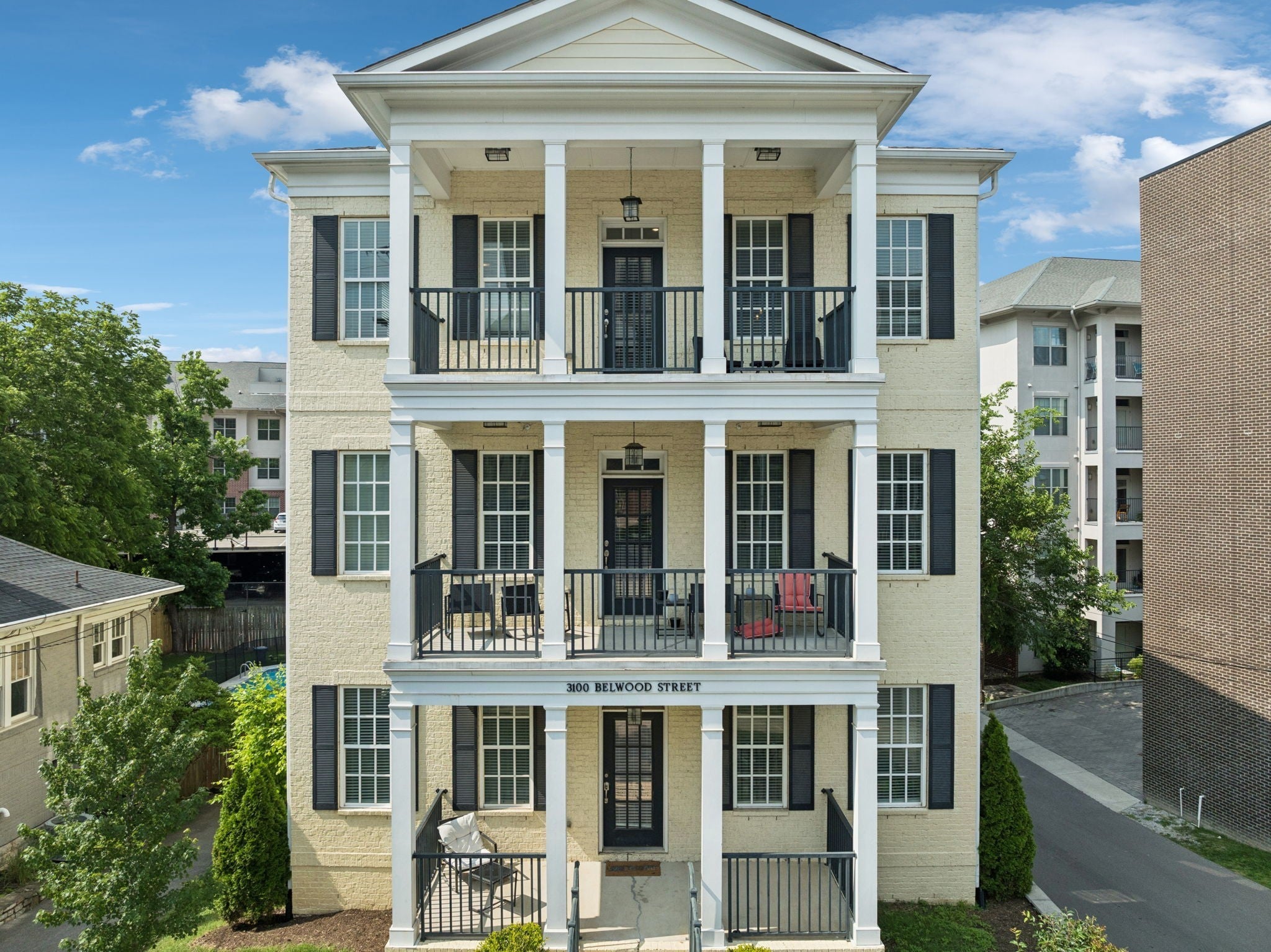 Photo of Listing #3047915