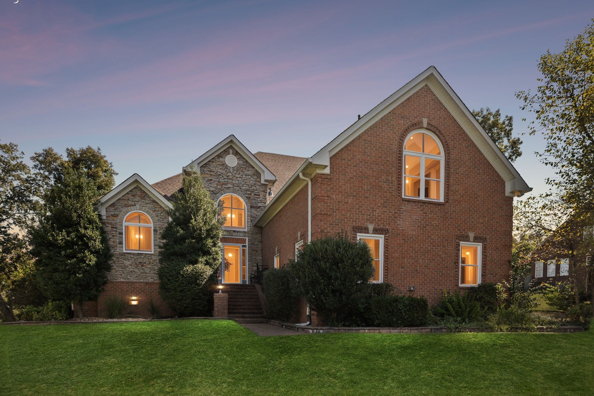 Photo of Listing #3048152