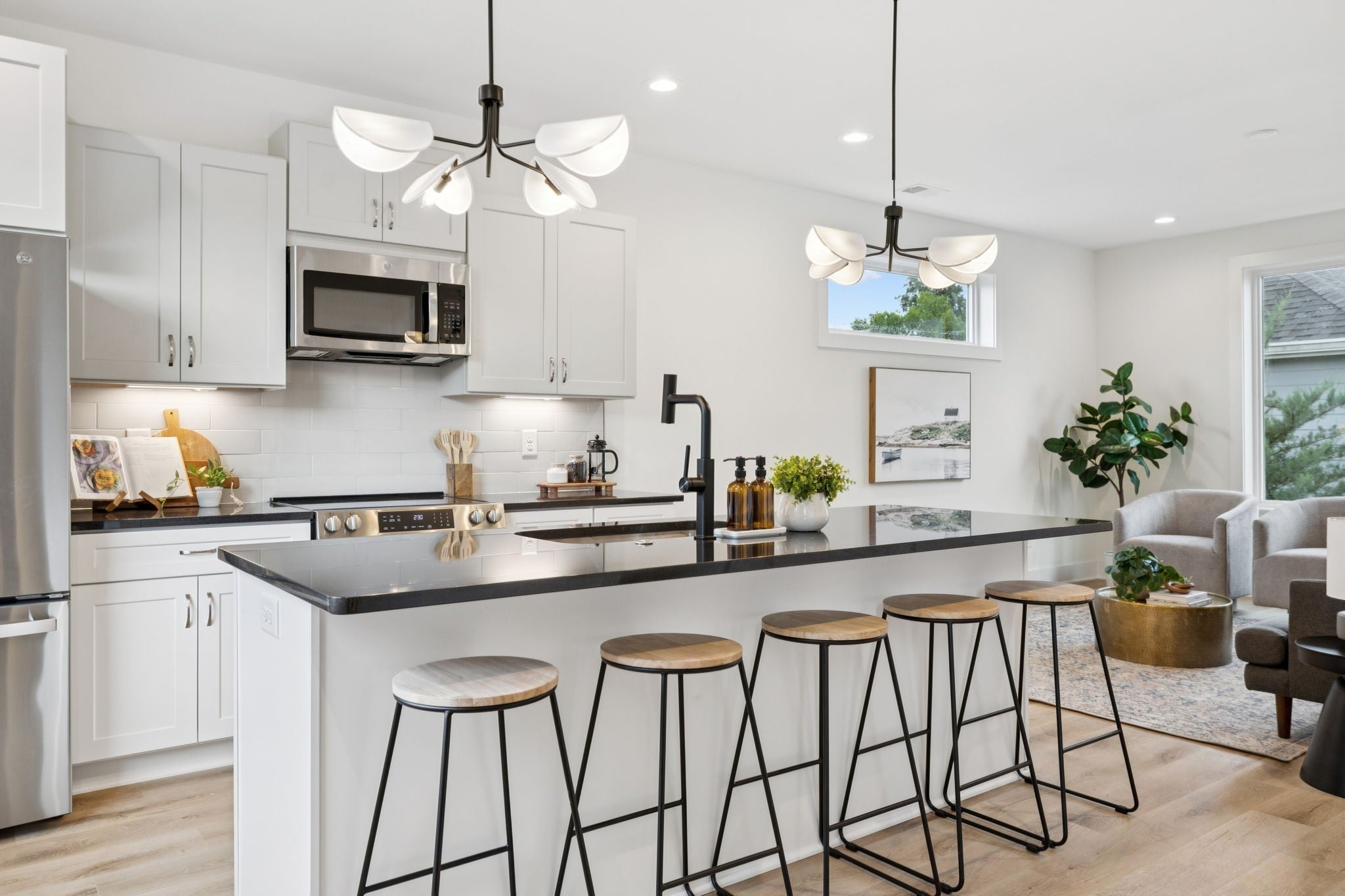 Photo of Listing #3048905