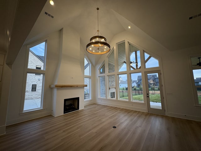 7513 Sutcliff Dr, College Grove