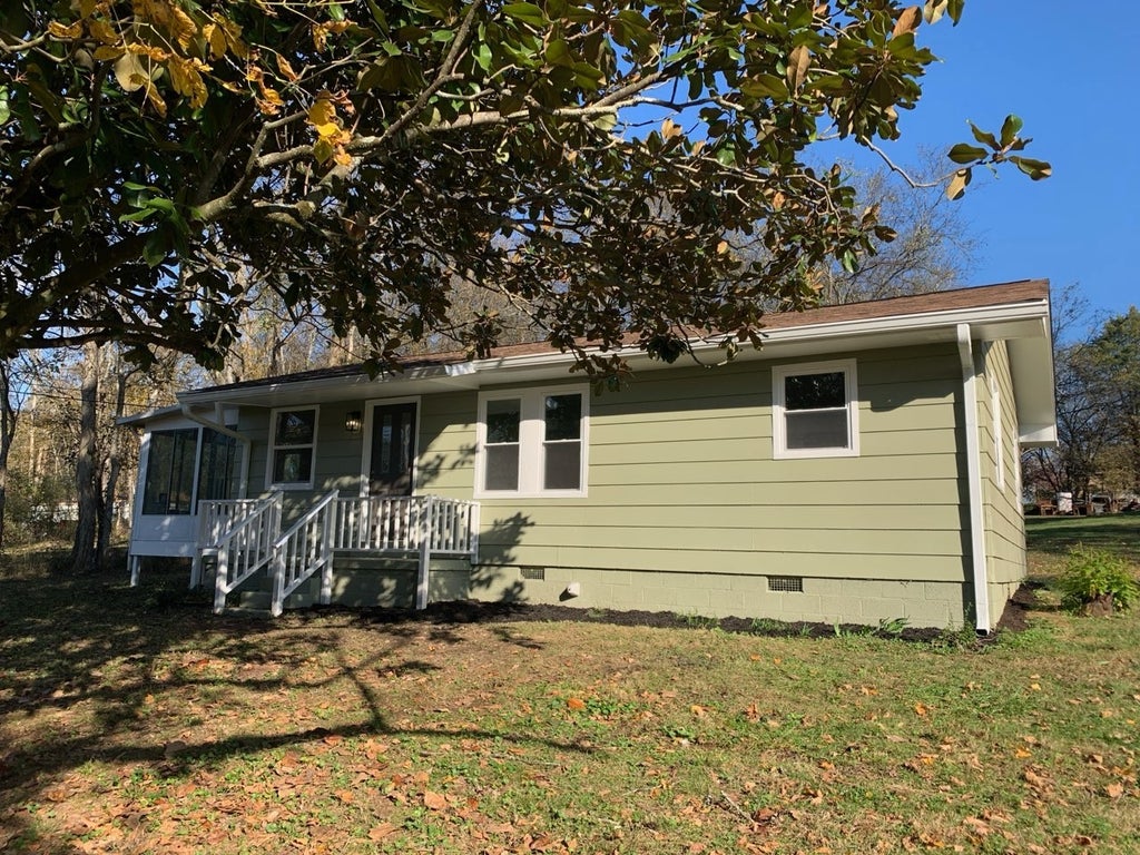 53 Thompson Ln, Hartsville