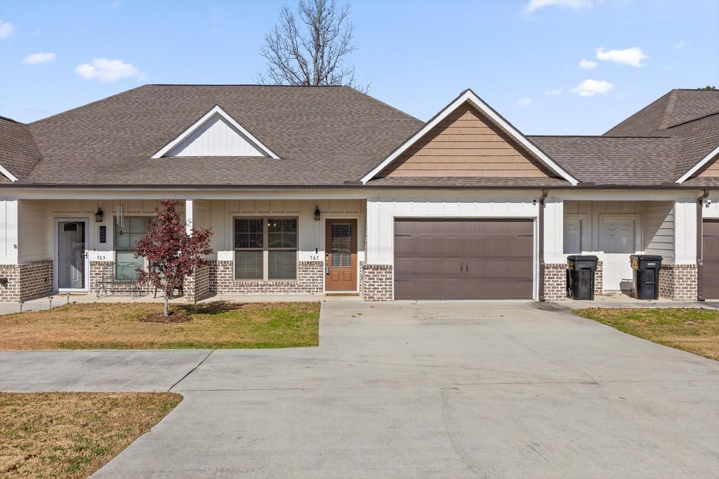767 Steele Road, Rossville
