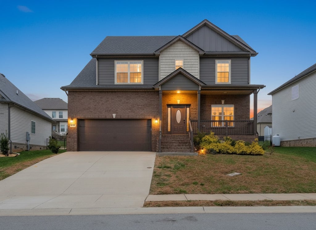 525 Low Country Ct, Clarksville