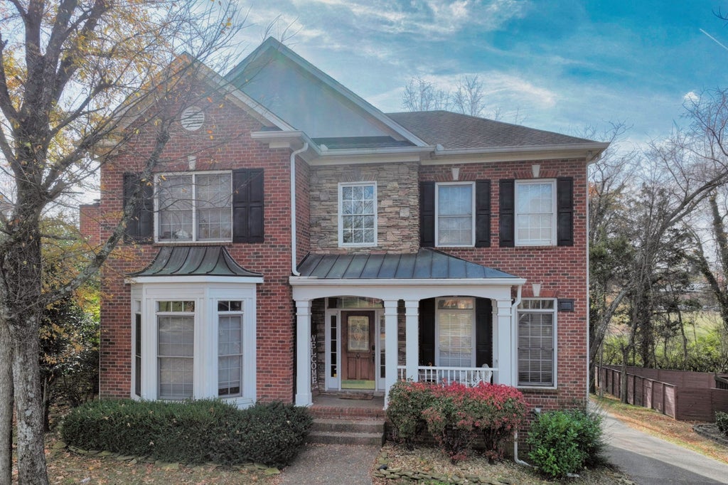 105 Windstar Bay Blvd, Hendersonville