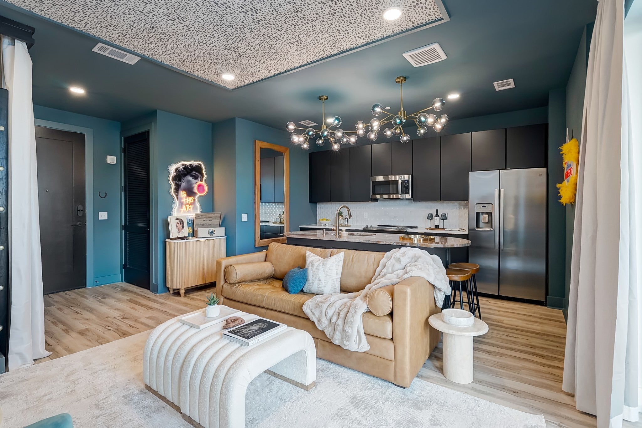 Photo of Listing #3049245