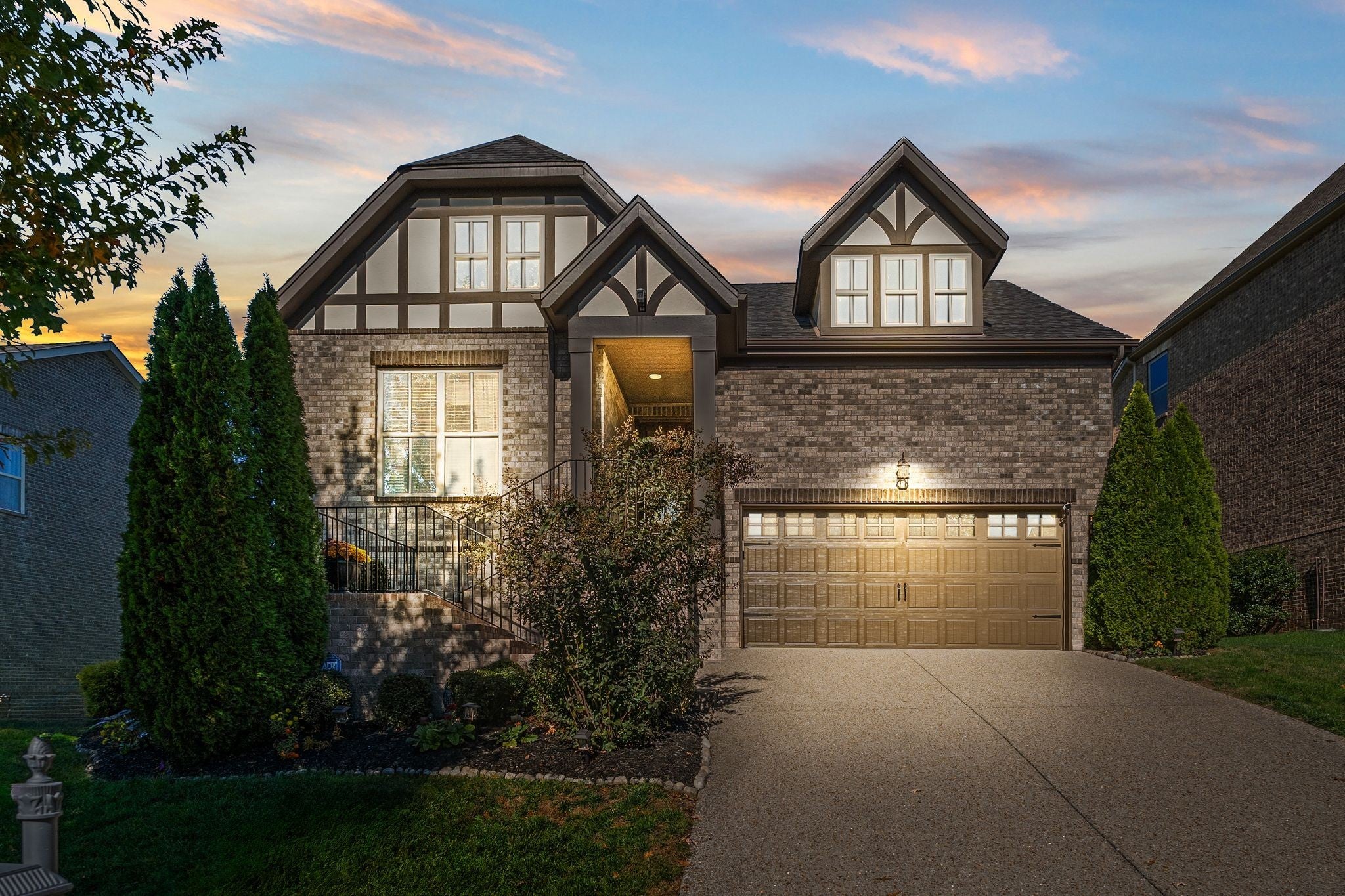 Photo of Listing #3049290