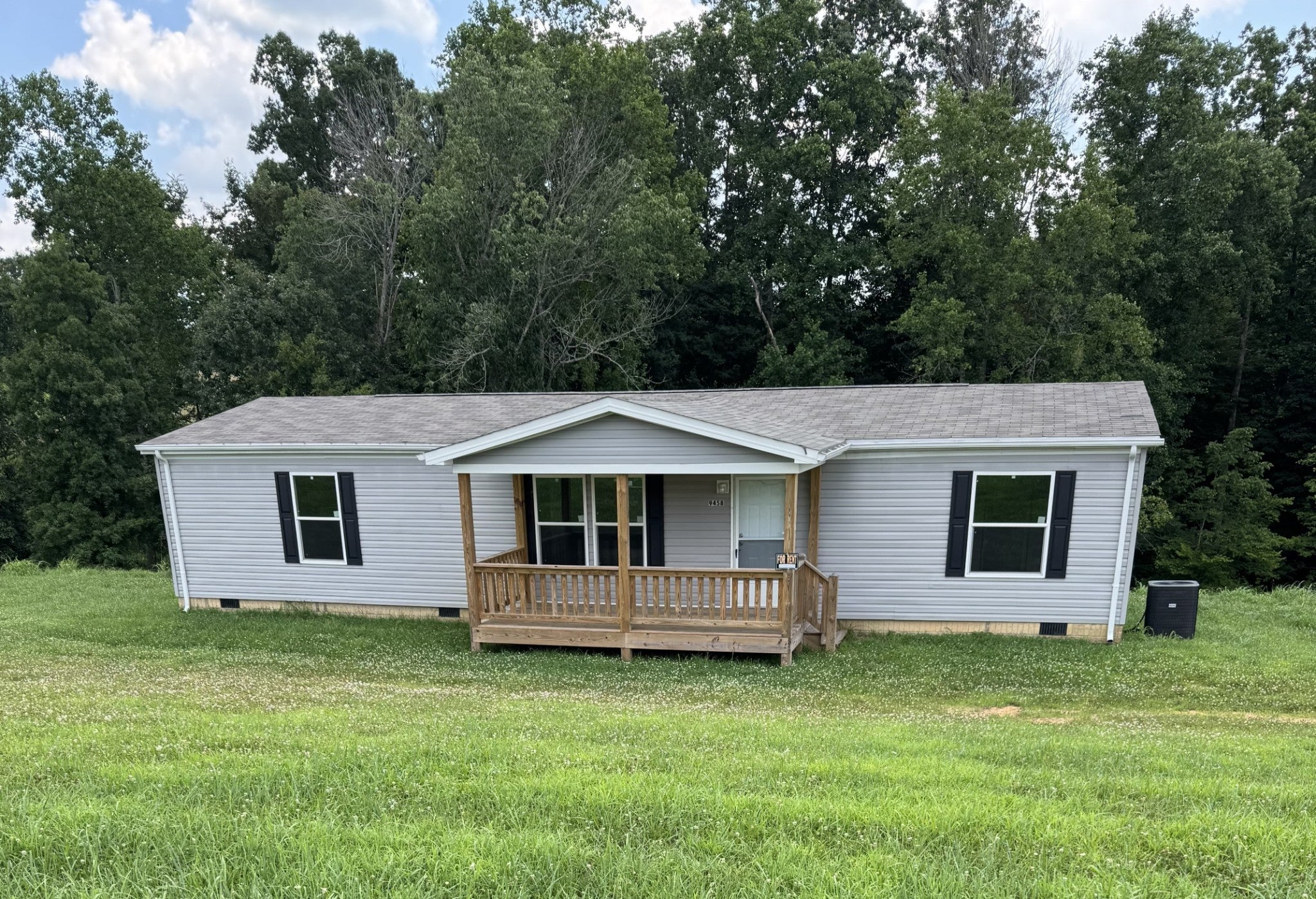 Photo of Listing #3049335