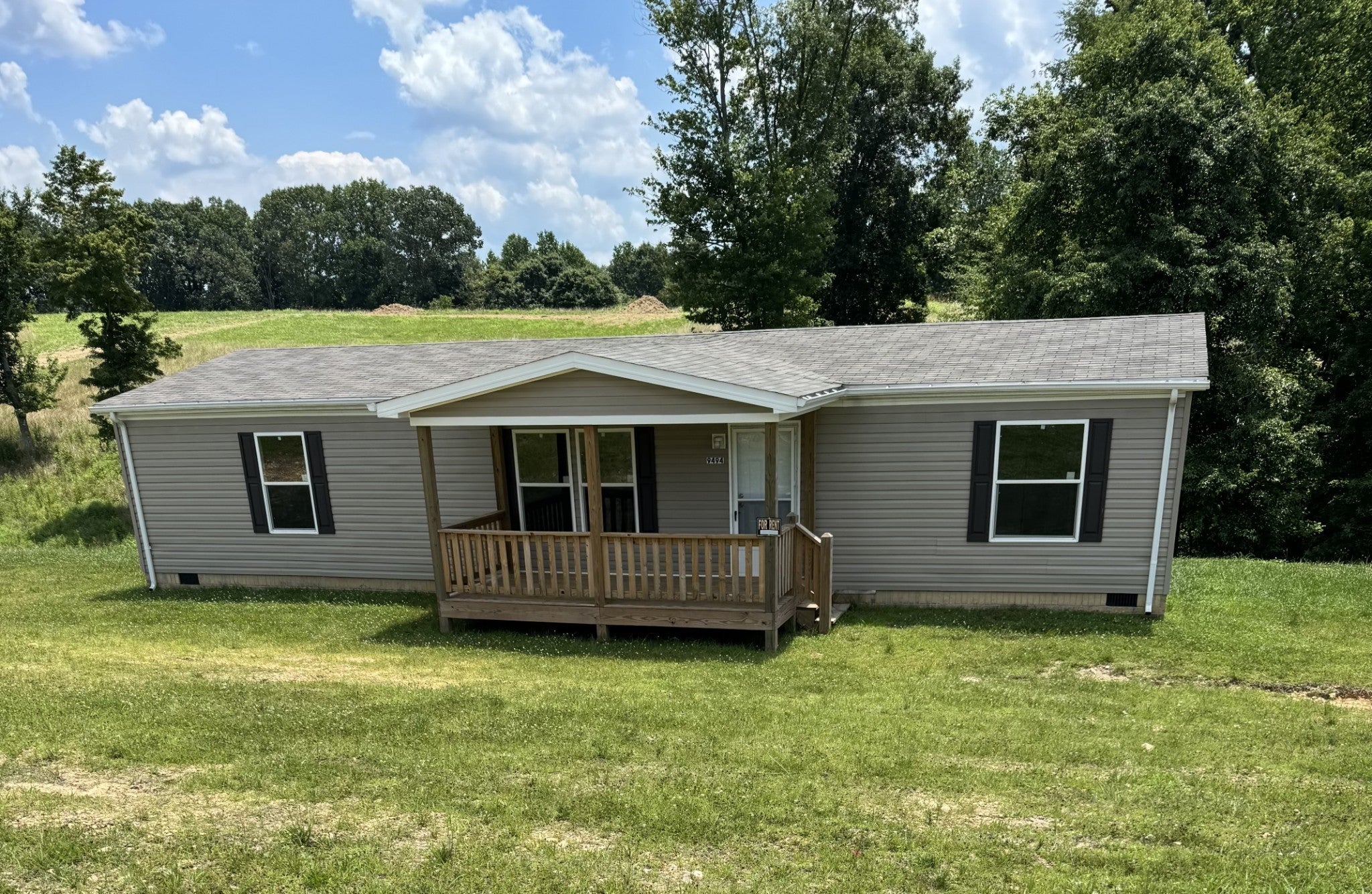 Photo of Listing #3049340