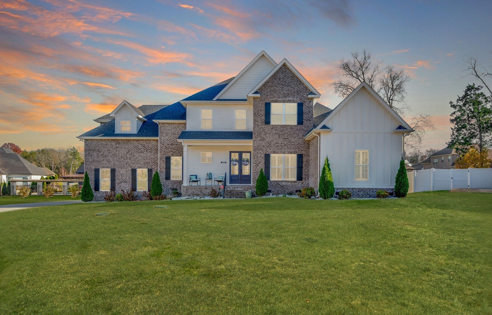 Photo of Listing #3049476