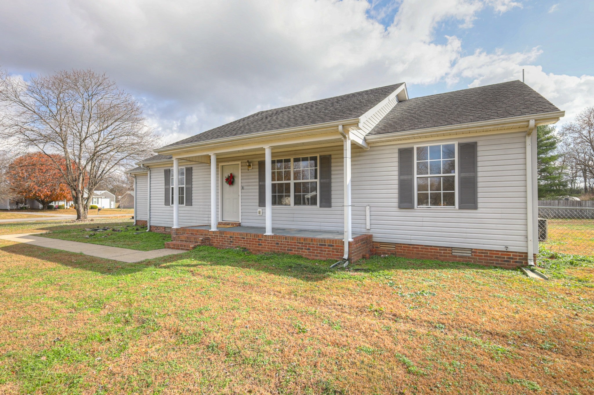 Photo of Listing #3049516