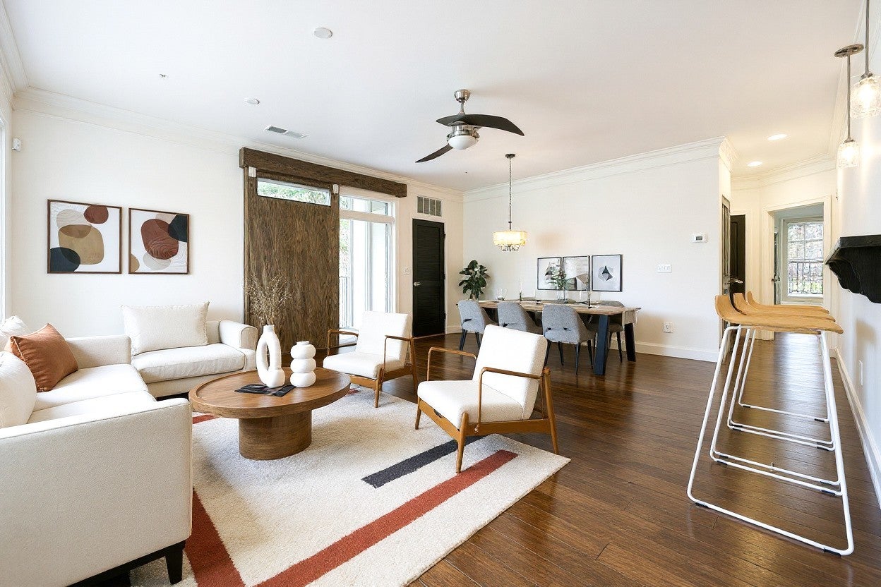 Photo of Listing #3049689