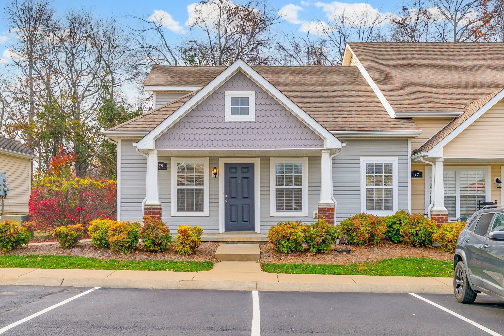 Photo of Listing #3049704